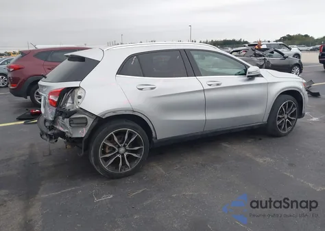2015 Mercedes-Benz Gla 250 z USA, uszkodzony, nr VIN WDCTG4EB3FJ133648